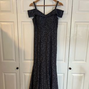 R & M Richards dress gown, women’s 8